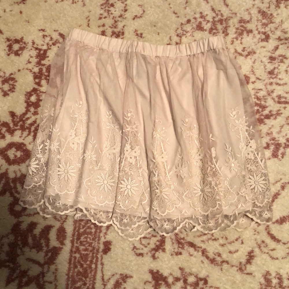 H&M | Floral Embroidered Skirt